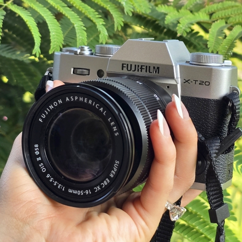Fujifilm X-T20 Silver Camera